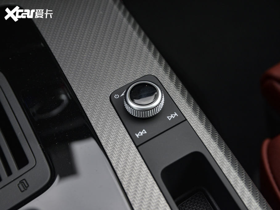 2021WQ5L 40 TFSI M 30o