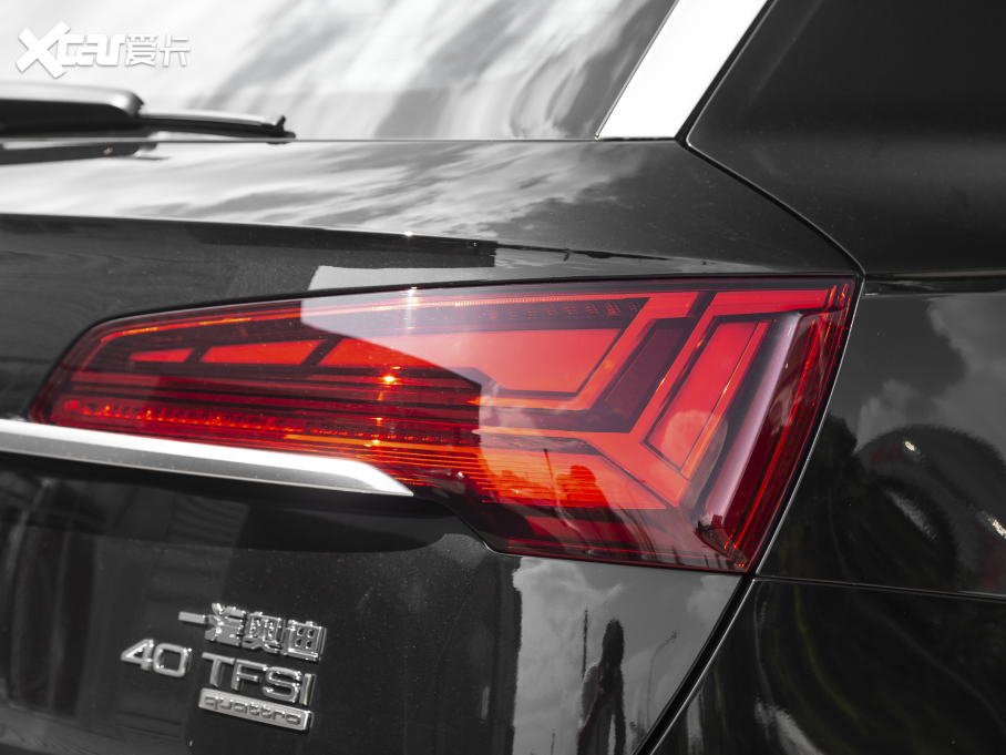 2021?yun)WQ5L 40 TFSI A