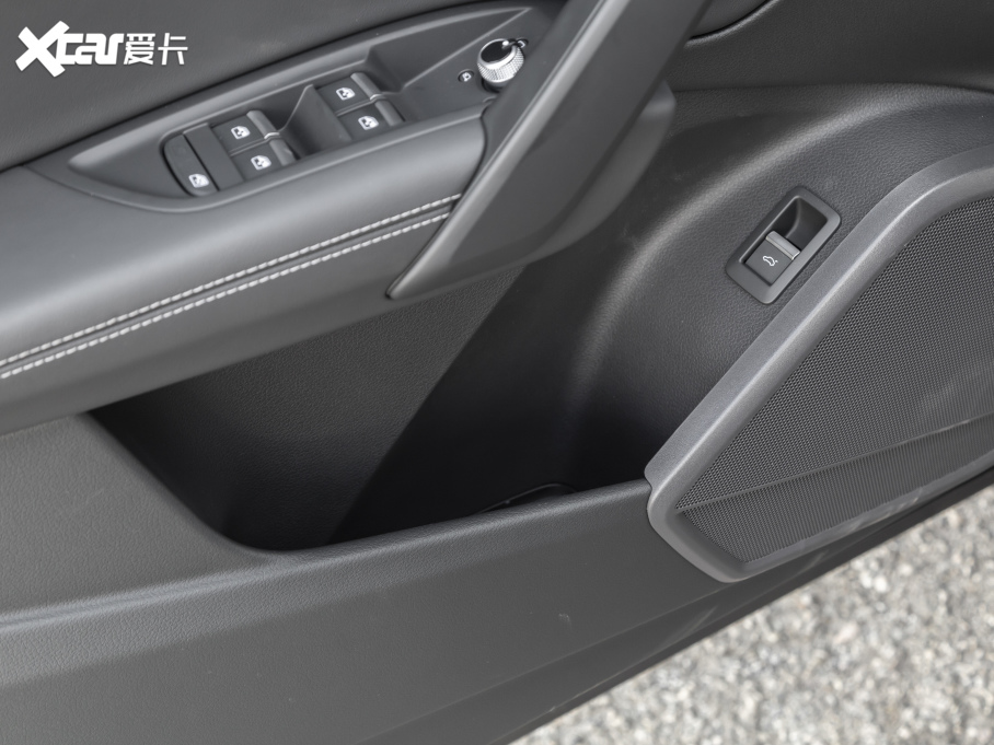 2021?yun)WQ5L 40 TFSI A