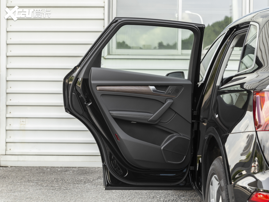 2021?yun)WQ5L 40 TFSI A