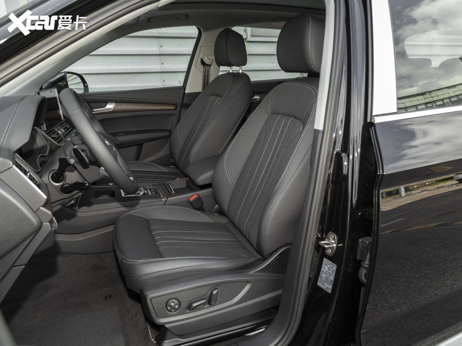 2021?yun)WQ5L 40 TFSI A