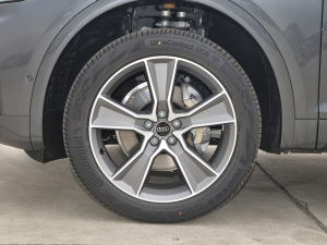 202140 TFSI M 30o ݆Ȧ