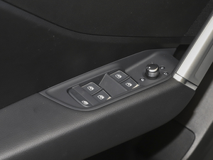 2021款35TFSI 进取动感型 主驾车窗控制区	