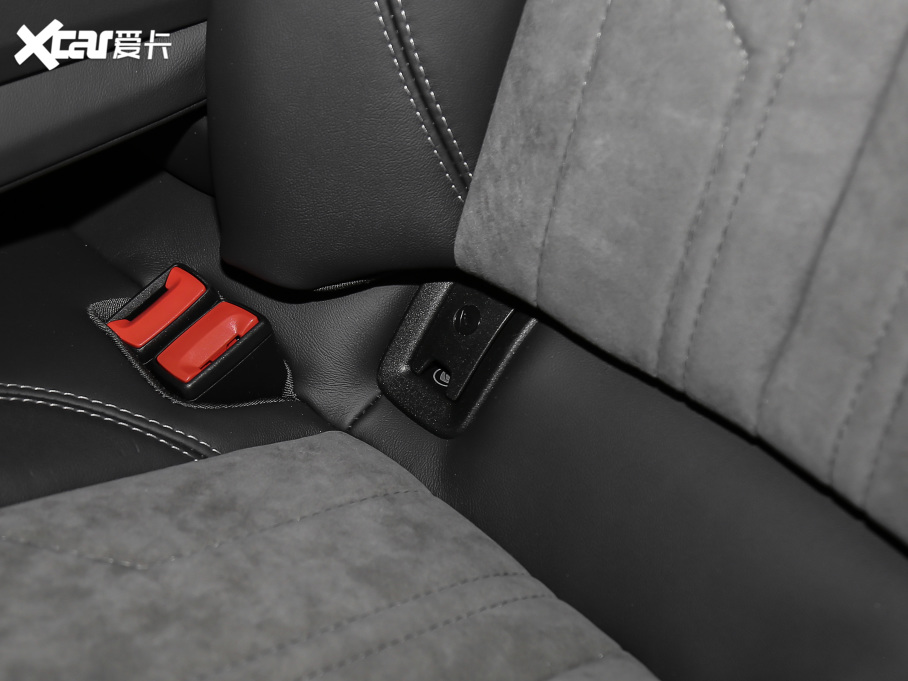 2021��?yu��n)W��A6L����Դ 55 TFSI e quattro