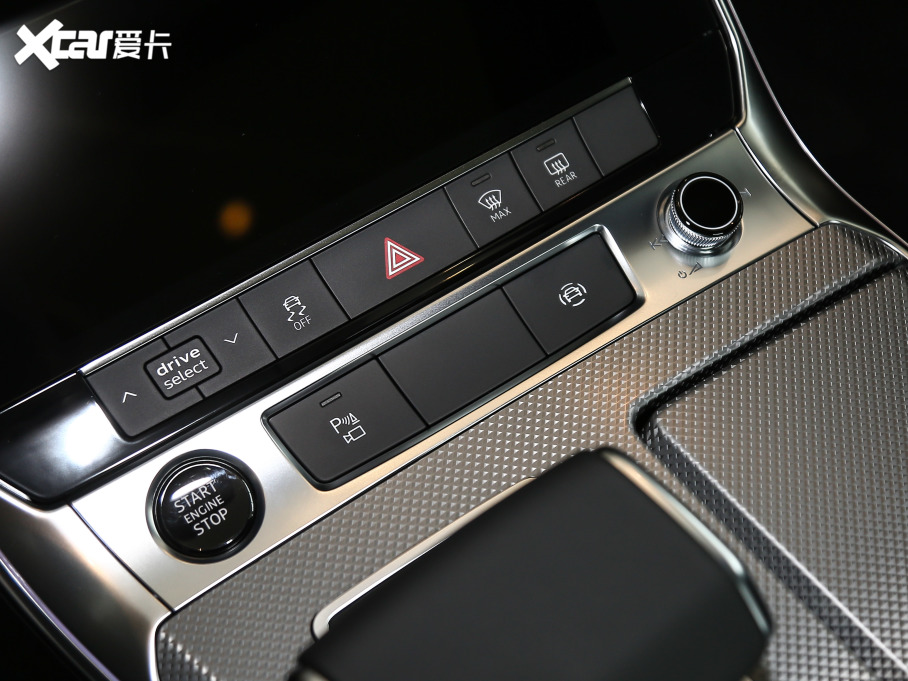 2021��?yu��n)W��A6L����Դ 55 TFSI e quattro