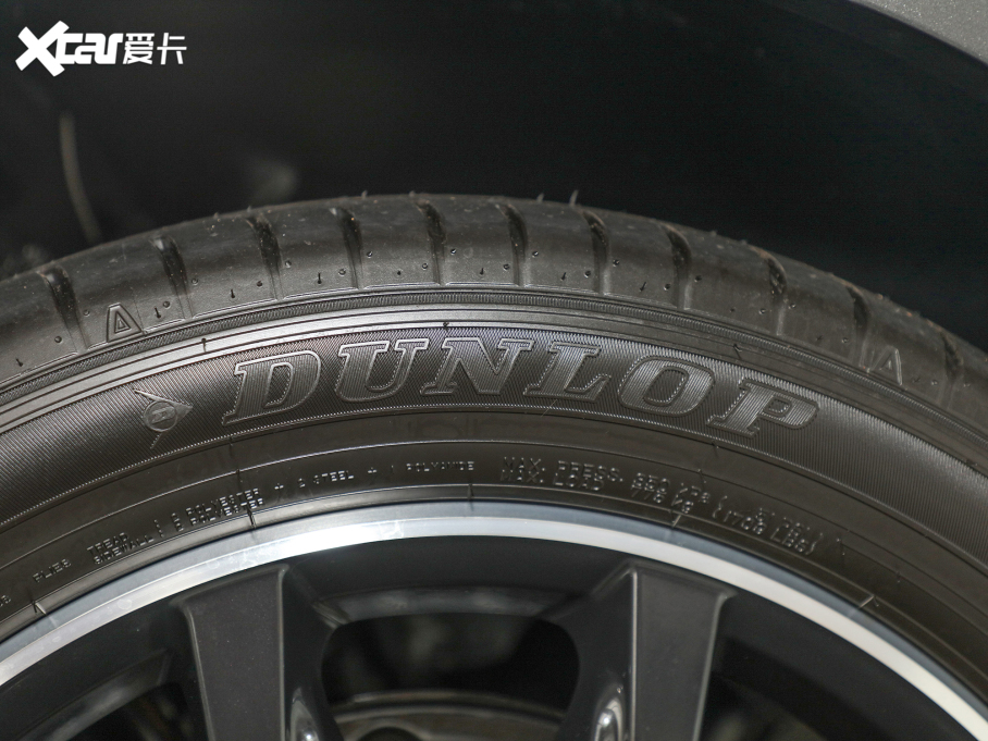 2021��W��Q3 Sportback 40 TFSI �M��������