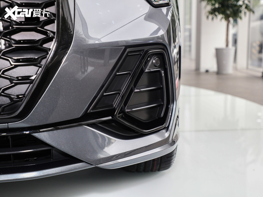 2021WQ3 Sportback 40 TFSI M