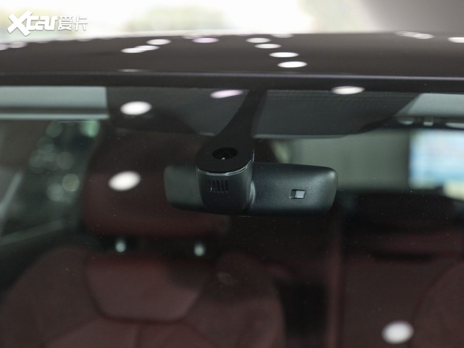 2021��W��Q3 Sportback 40 TFSI �M(j��n)��������