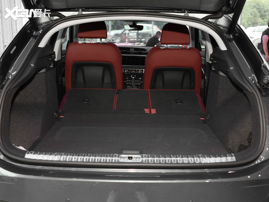 2021?yun)WQ3 Sportback 40 TFSI M(jn)