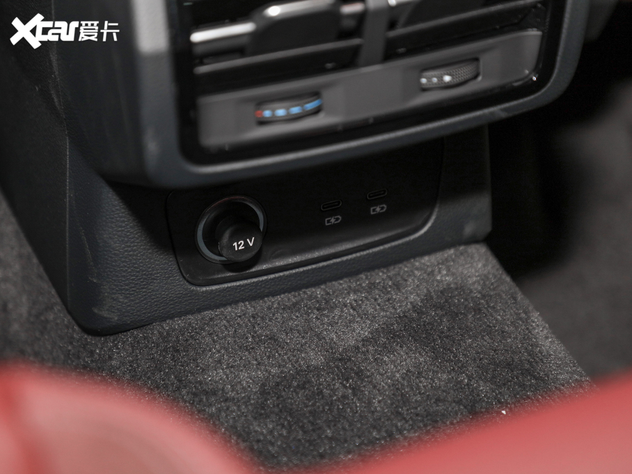 2021?yun)WQ3 Sportback 40 TFSI M(jn)