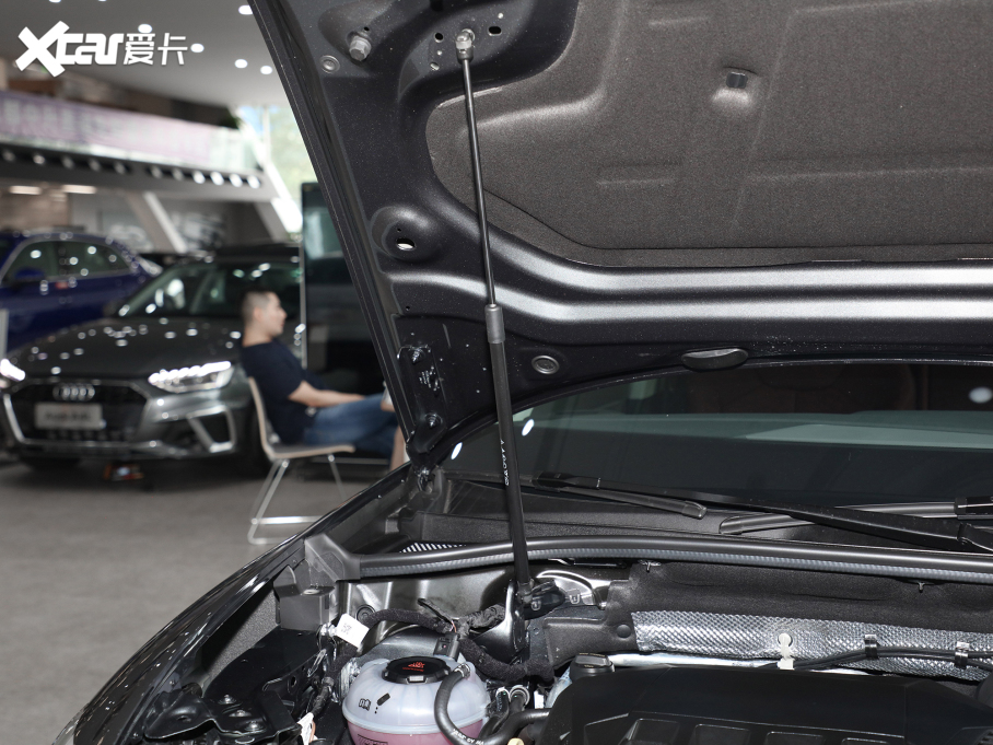 2021��W��Q3 Sportback 40 TFSI �M��������