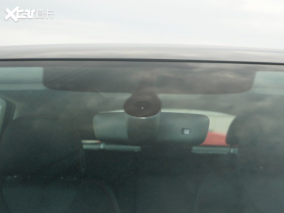 2022��W��Q3 Sportback 40 TFSI RSȼ����