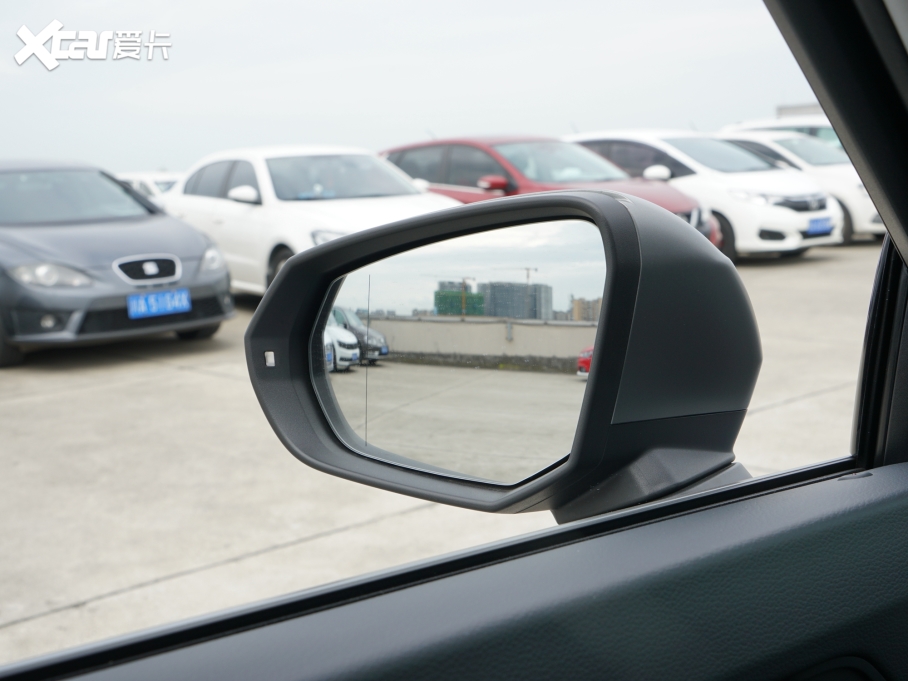 2022WQ3 Sportback 40 TFSI RSȼ