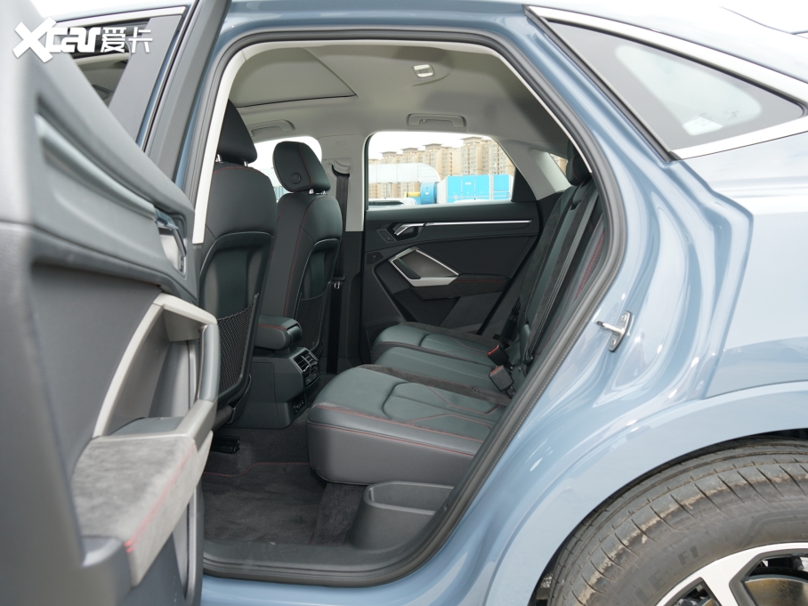 2022WQ3 Sportback 40 TFSI RSȼ