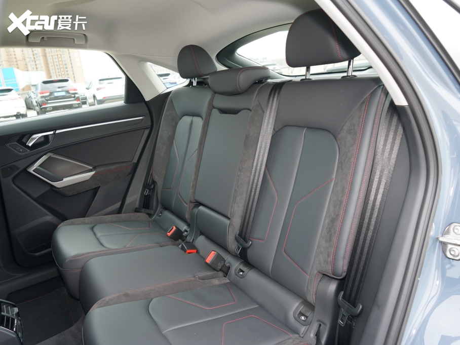 2022WQ3 Sportback 40 TFSI RSȼ