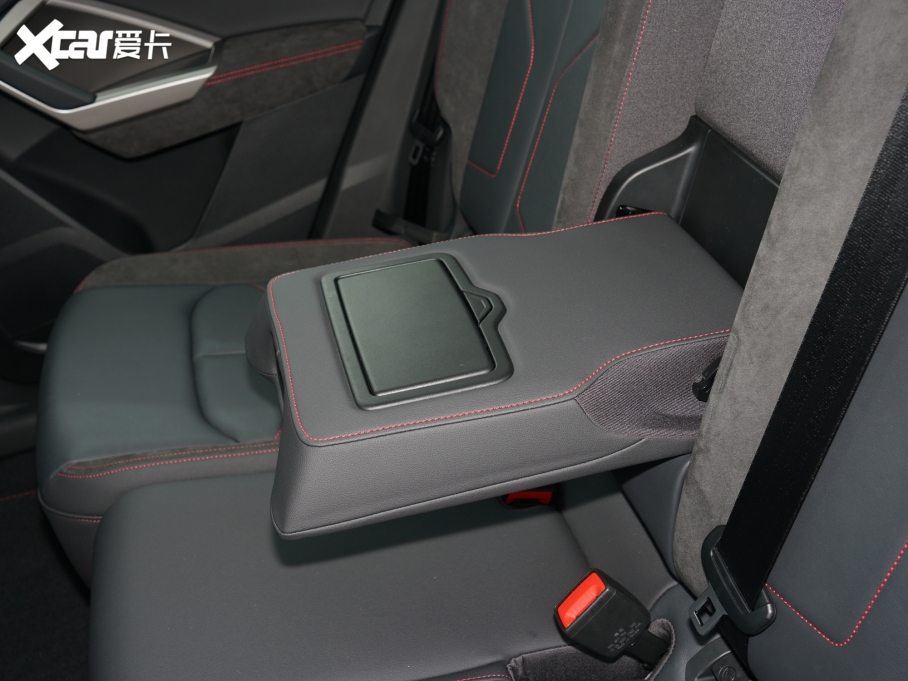 2022WQ3 Sportback 40 TFSI RSȼ