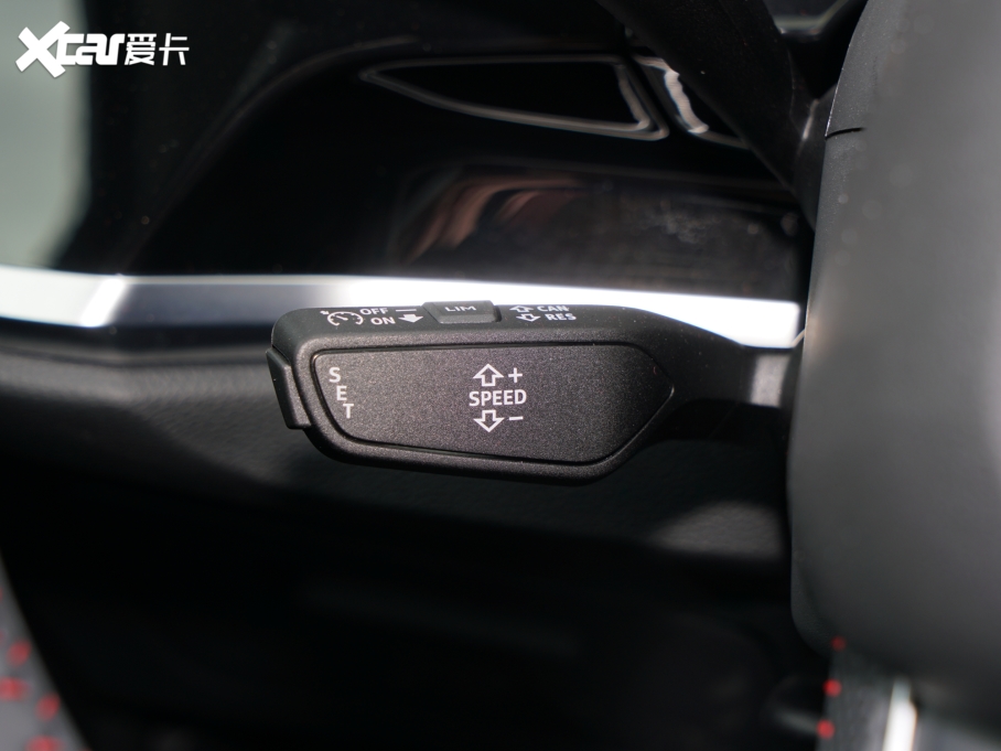 2022WQ3 Sportback 40 TFSI RSȼ