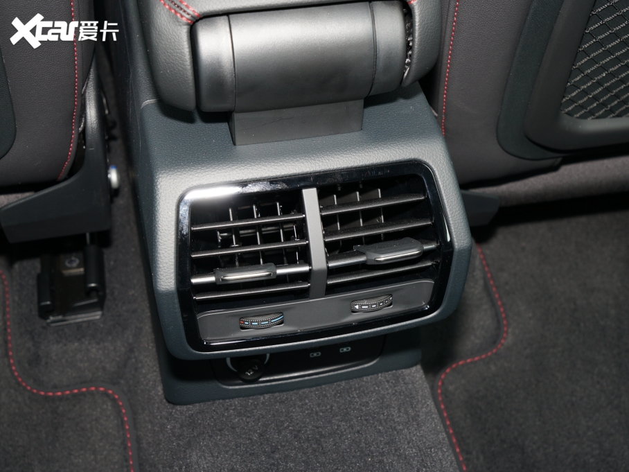 2022WQ3 Sportback 40 TFSI RSȼ