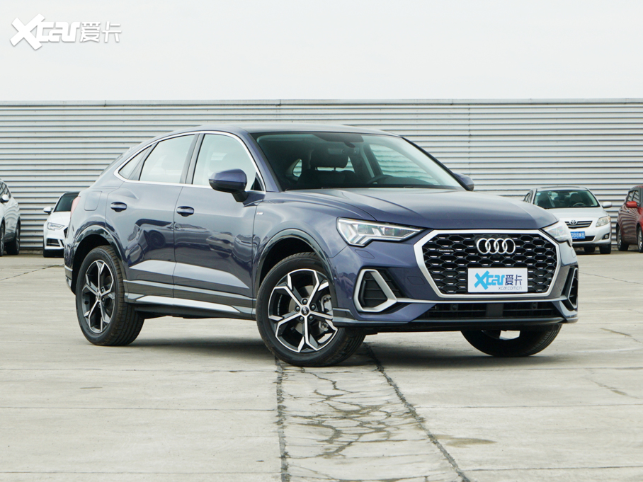 2022µQ3 Sportback 45 TFSI quattro 