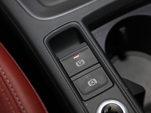 202140 TFSI M(jn) v܇Ƅ