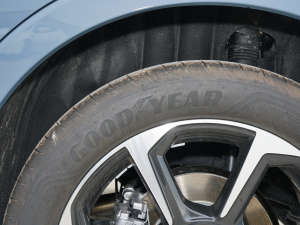 202240 TFSI RSȼ ݆̥Ʒ