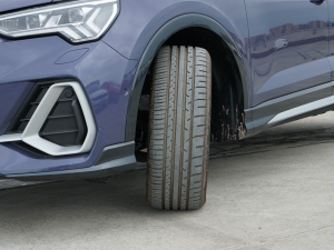 202245 TFSI quattro A ^