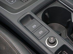 202245 TFSI quattro A v܇Ƅ