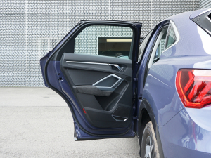 202245 TFSI quattro A ܇T