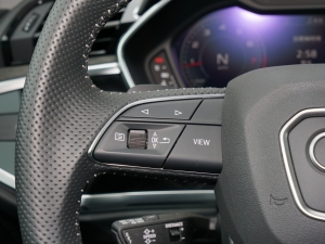 202245 TFSI quattro A п؅^