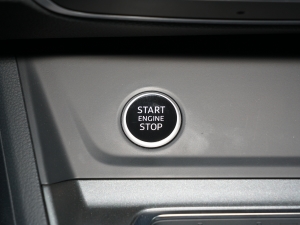 202245 TFSI quattro A п؅^