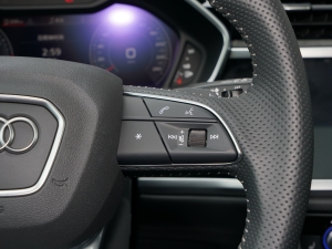 202245 TFSI quattro A п؅^