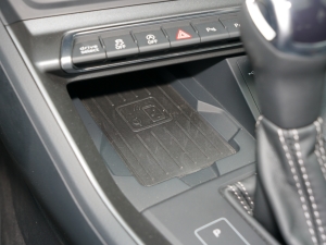 202245 TFSI quattro A п؅^