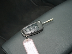 202245 TFSI quattro A ܇耳