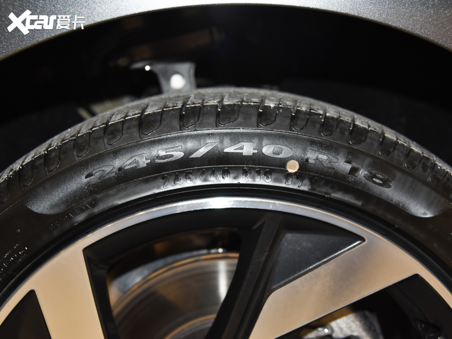 2021?yun)WA4L 40 TFSI M(jn)