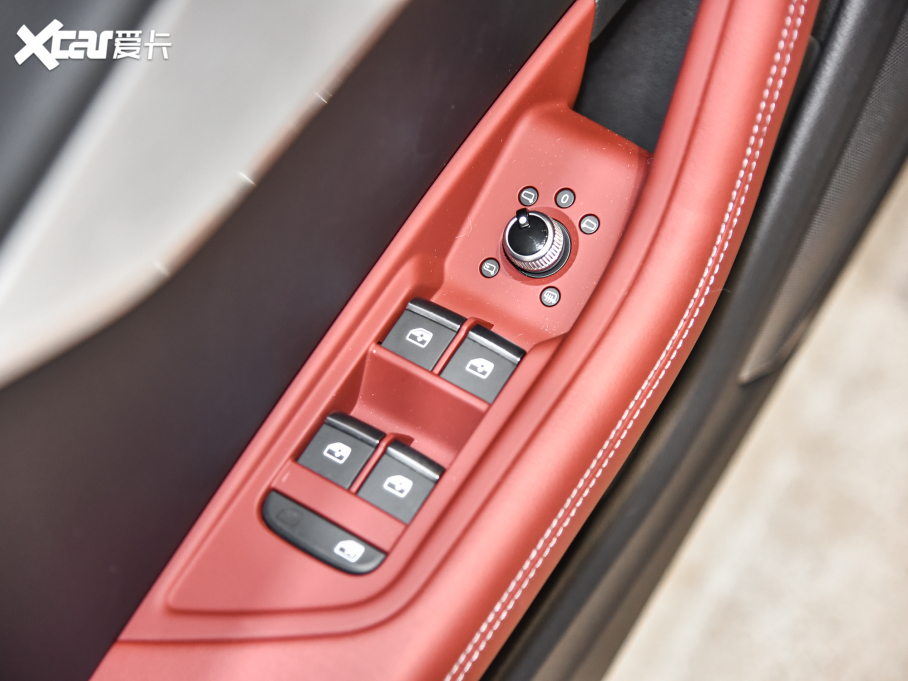 2021WA4L 40 TFSI M(jn)