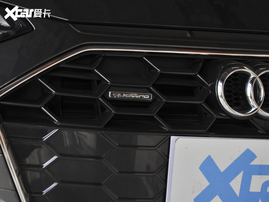 2022WA4L 45 TFSI quattro xӸ