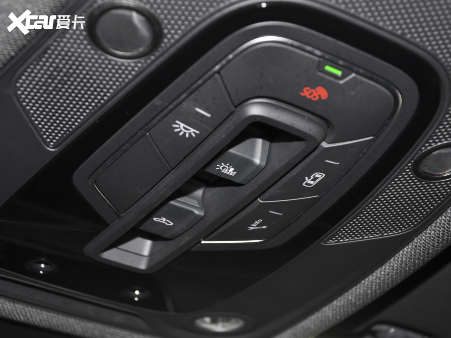 2022WA4L 45 TFSI quattro xӸ