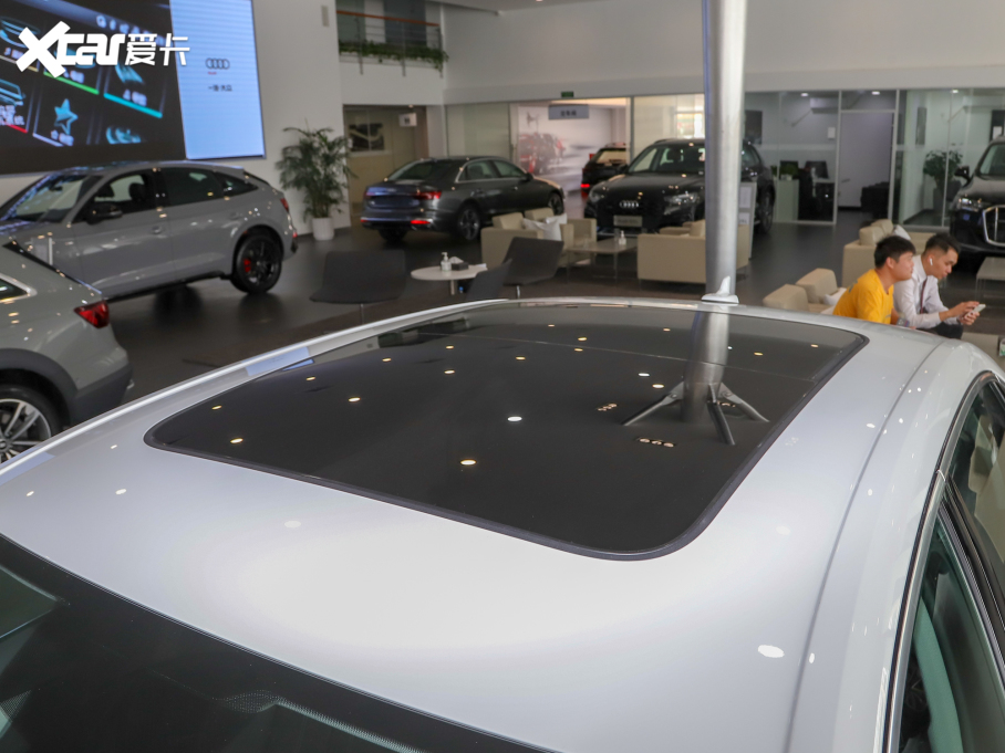 2022WA4L 40 TFSI AӸ