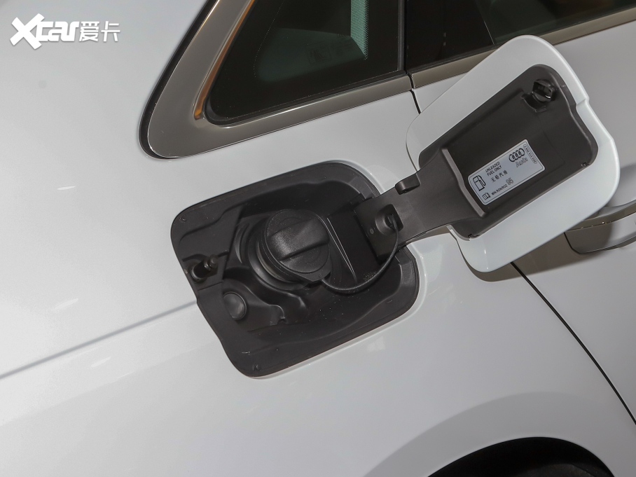 2022WA4L 40 TFSI AӸ