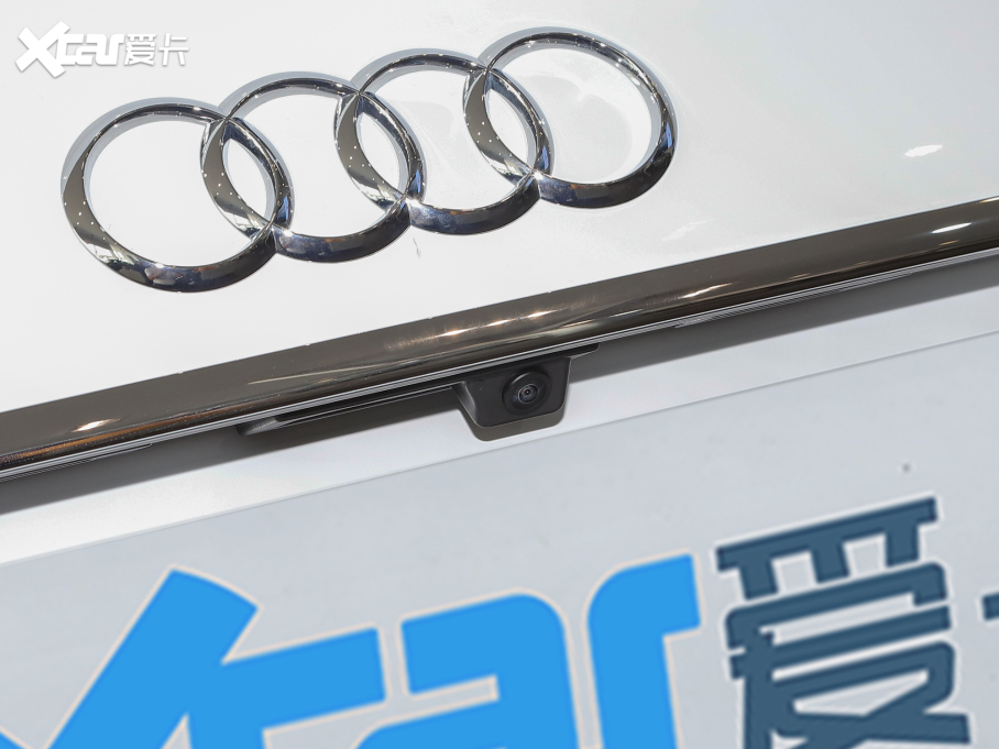 2022WA4L 40 TFSI AӸ