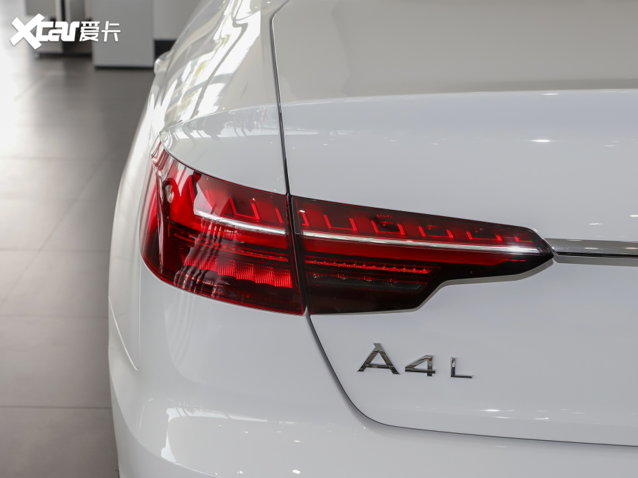 2022��W��A4L 40 TFSI ���A�Ӹ���