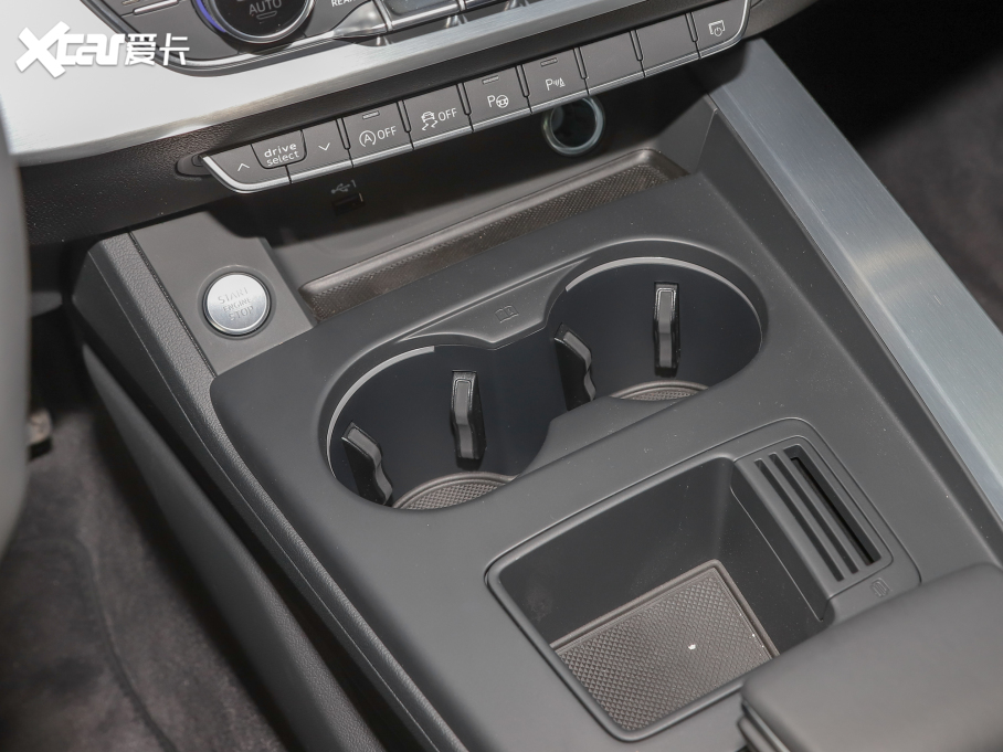 2022WA4L 40 TFSI AӸ