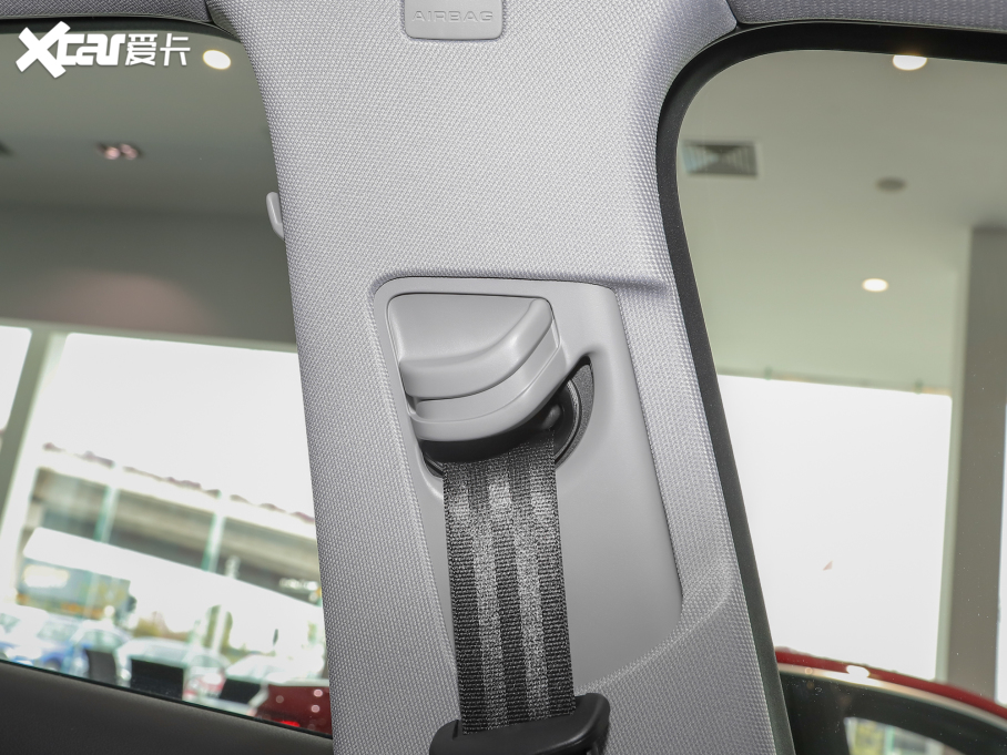 2022WA4L 40 TFSI AӸ