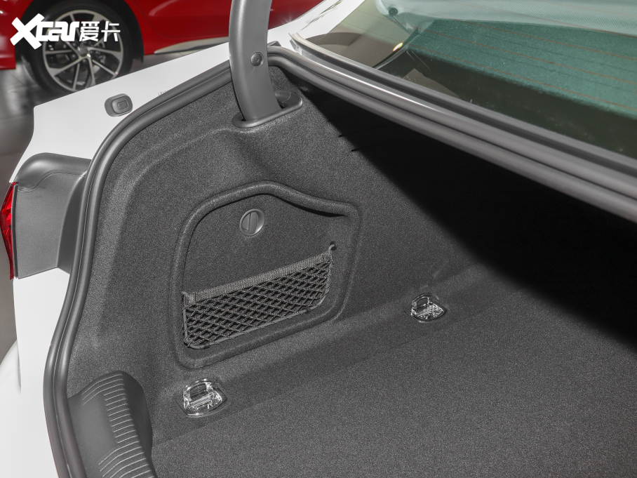 2022WA4L 40 TFSI AӸ