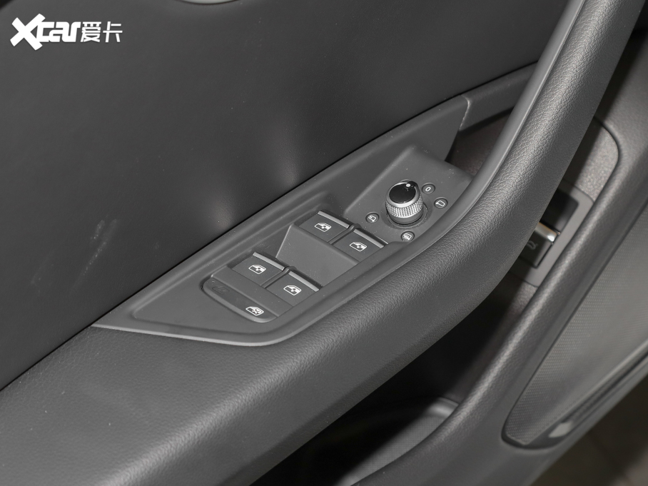 2022WA4L 40 TFSI AӸ