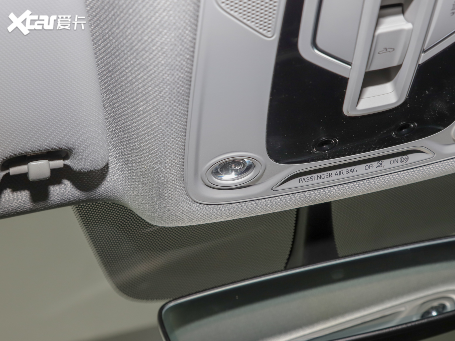 2022WA4L 40 TFSI AӸ