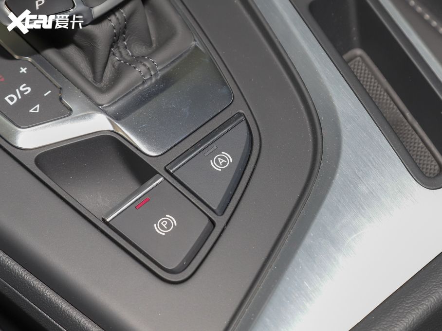 2022WA4L 40 TFSI AӸ