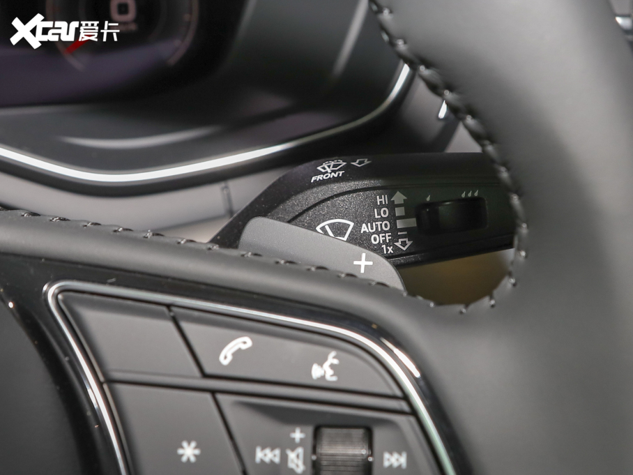 2022WA4L 40 TFSI AӸ