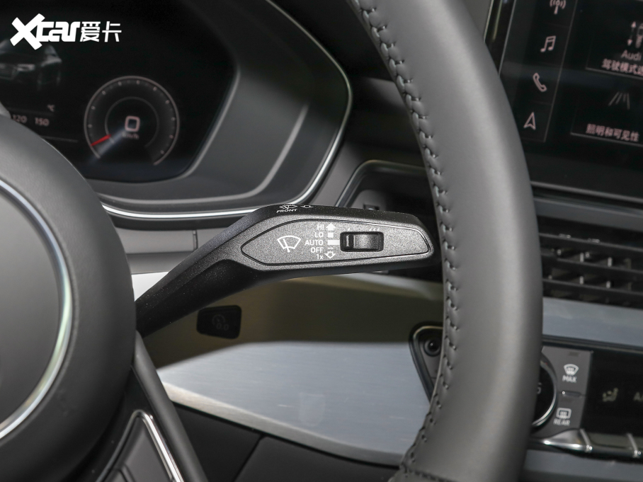 2022WA4L 40 TFSI AӸ