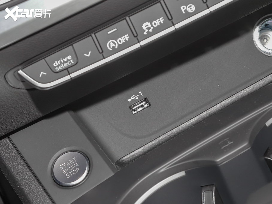 2022?yun)WA4L 40 TFSI A(dng)